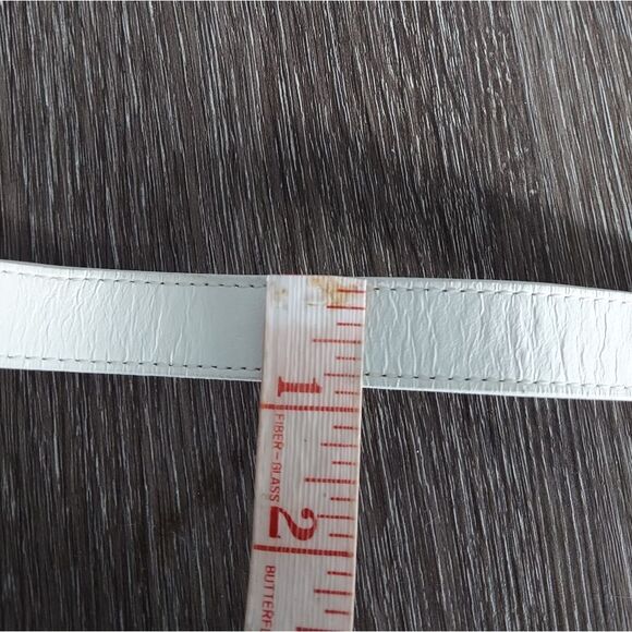 Justin White Leather Belt Size 26 - Picture 5 of 5